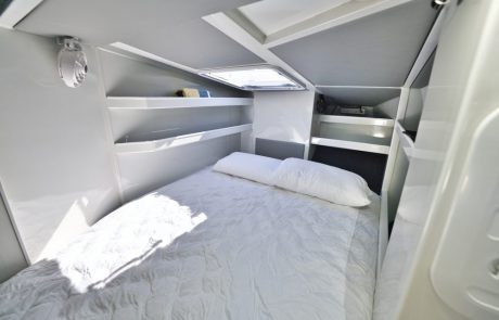 F425 XTO _WHITE TWIN_ SAILFISH 3700 PLATINUM SPORTS _45_